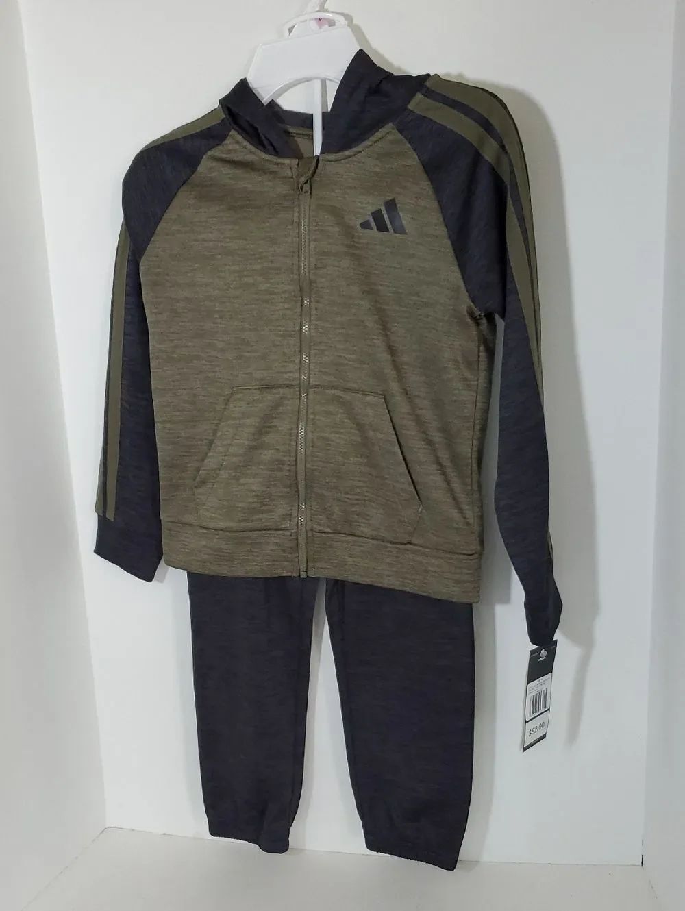 adidas Boys Olive/Gray Kids Hooded Zip Jacket with Joggers Size 6 NWT